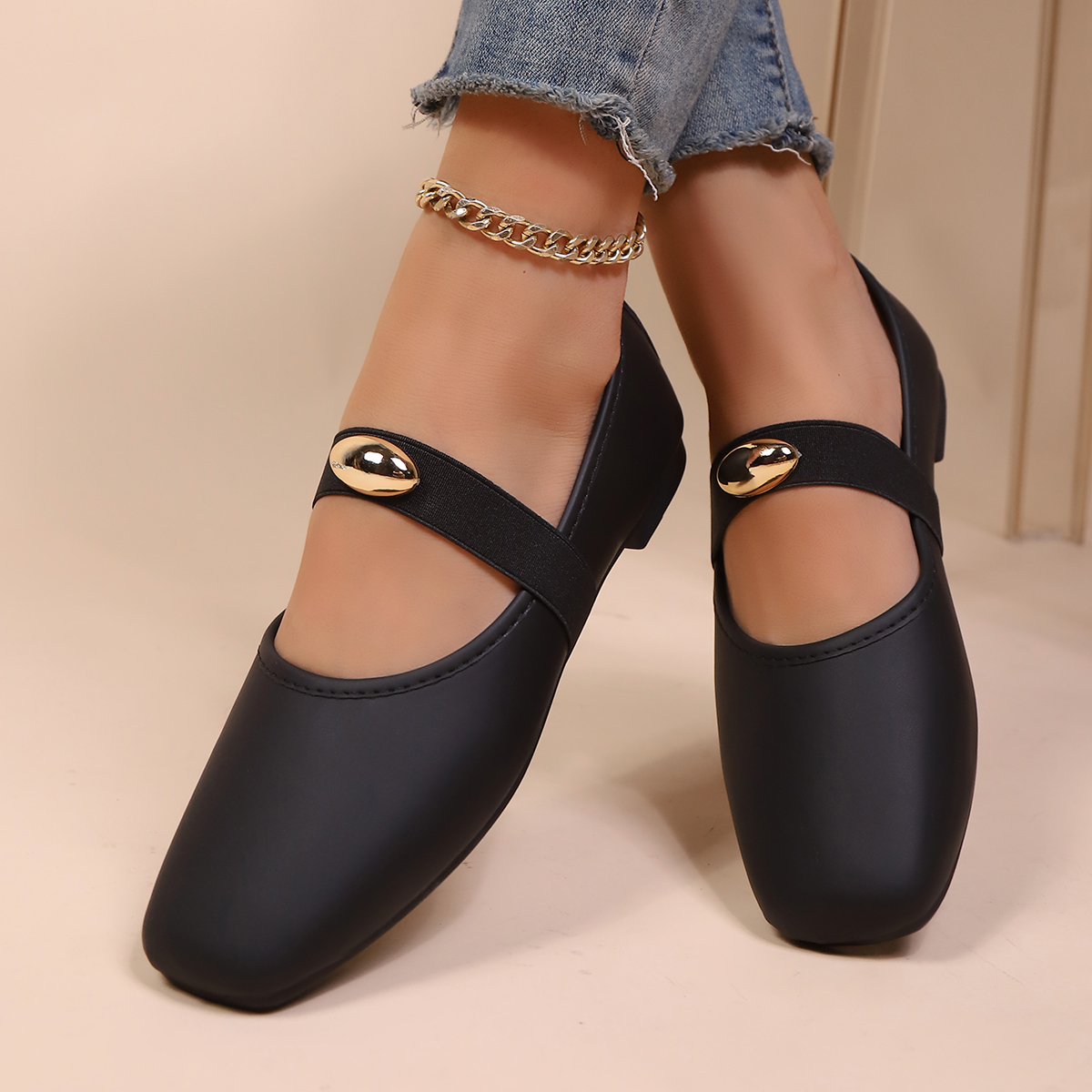 Zapatos Planos Minimalistas de - Leatherwork Hardware reseña y precio